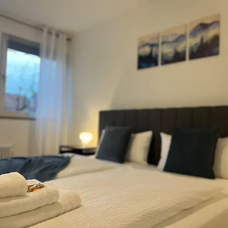 Stillvolle & Komfortable Im Zentrum Διαμέρισμα *