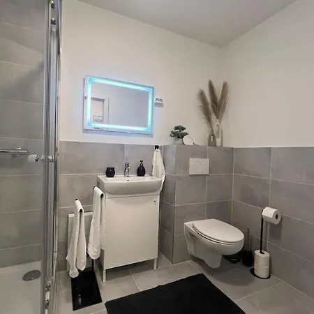 Apartment Stillvolle & Komfortable Im Zentrum *
